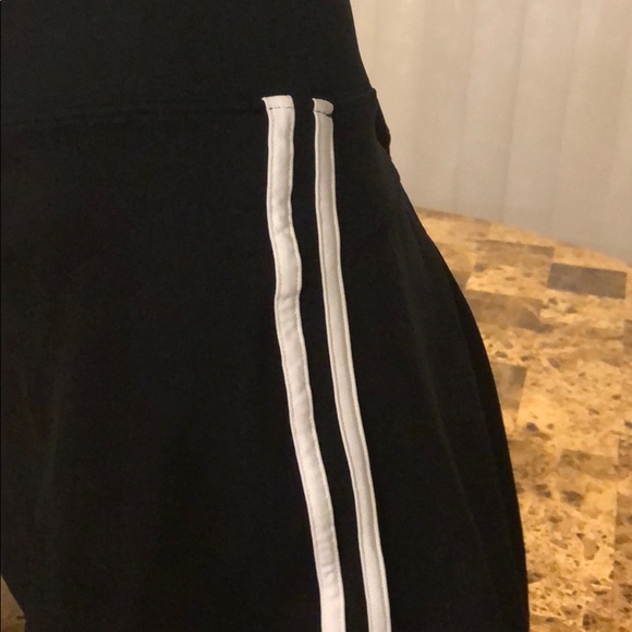 VICTORIA SECRET Sport RUN/ FUN SKIRT. SZ M - Picture 3 of 8